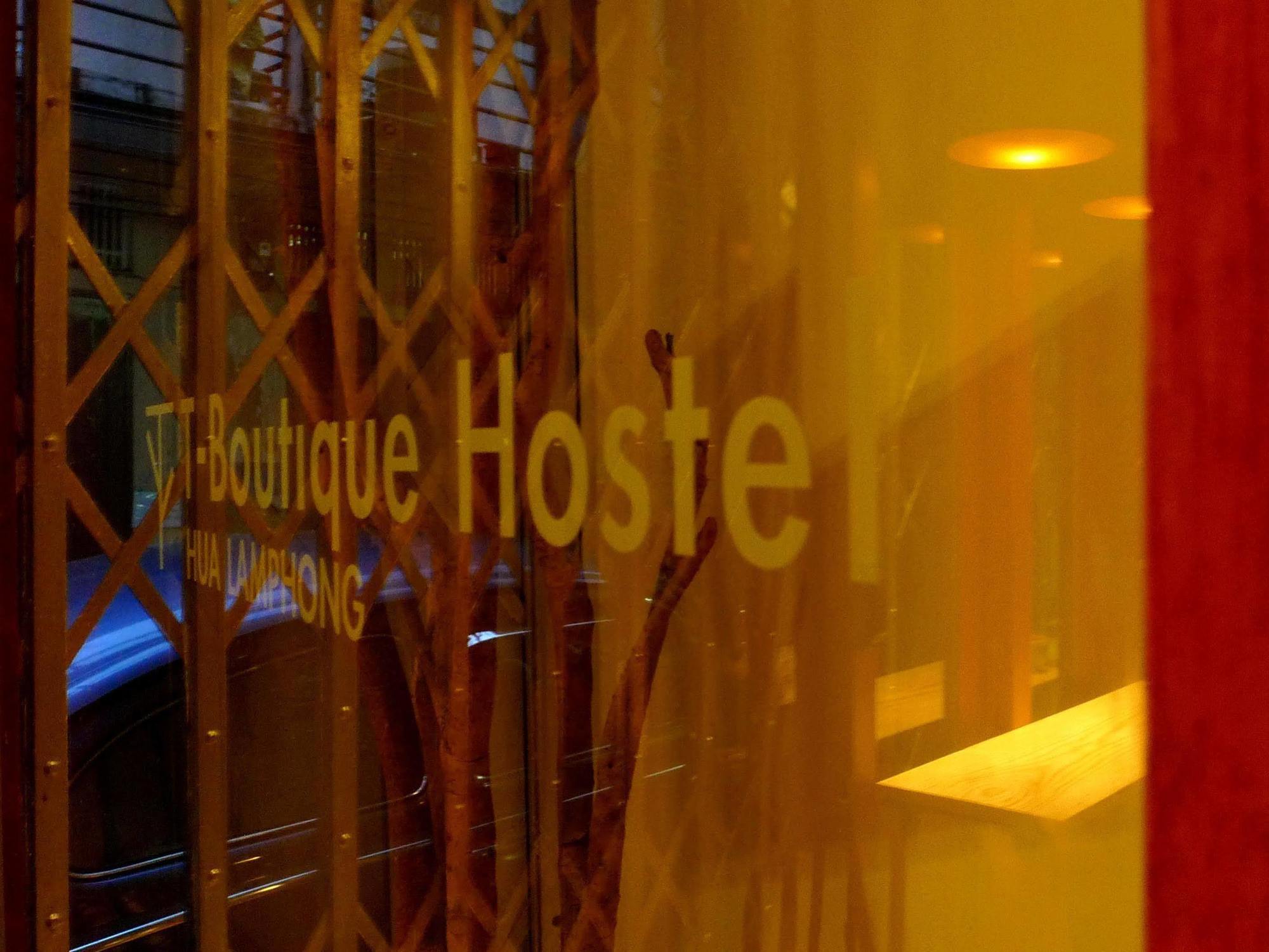 T-Boutique Hostel - Hua Lamphong Bangkok Exteriör bild