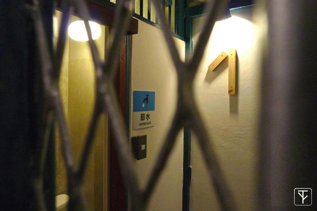 T-Boutique Hostel - Hua Lamphong Bangkok Exteriör bild