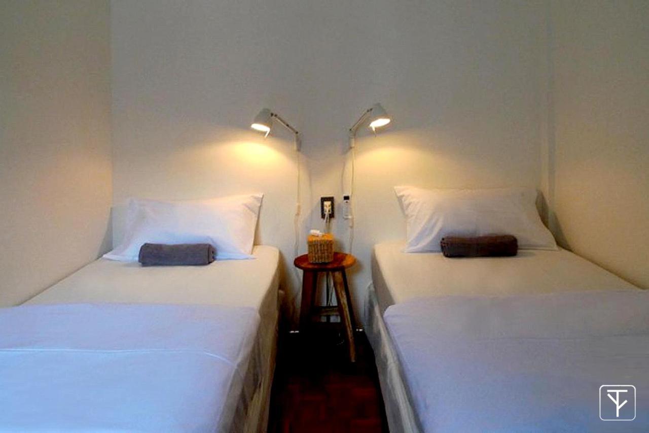 T-Boutique Hostel - Hua Lamphong Bangkok Exteriör bild